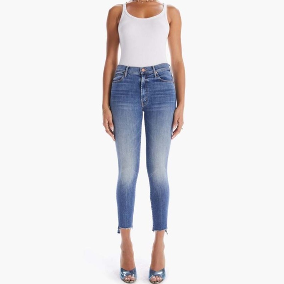 MOTHER The Stunner Zip Ankle Step Fray Jeans Size 26 - Picture 10 of 13